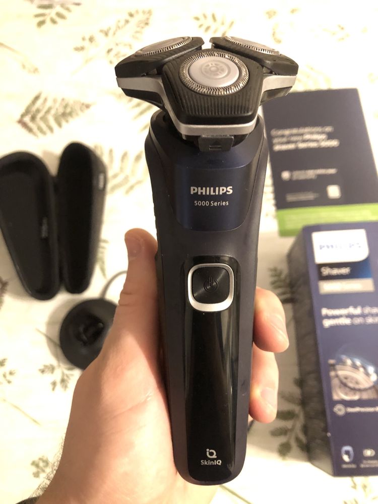 Philips 5000 series skiniq golarka + płyn do czyszczenia golarek