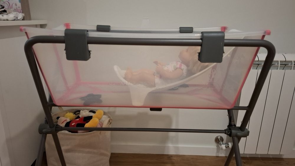 Banheira Stokke Flexi Bath com suporte
