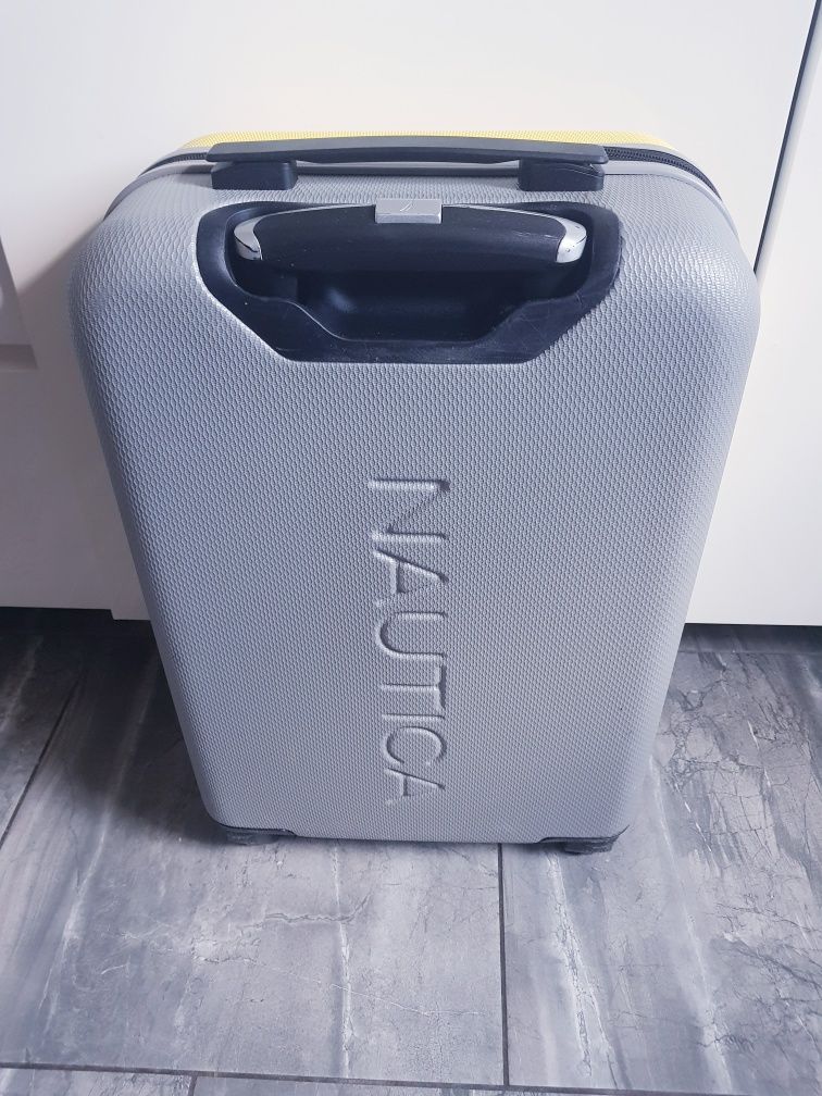 Kabinowa walizka podróżna z rączką teleskopowa marki Nautica