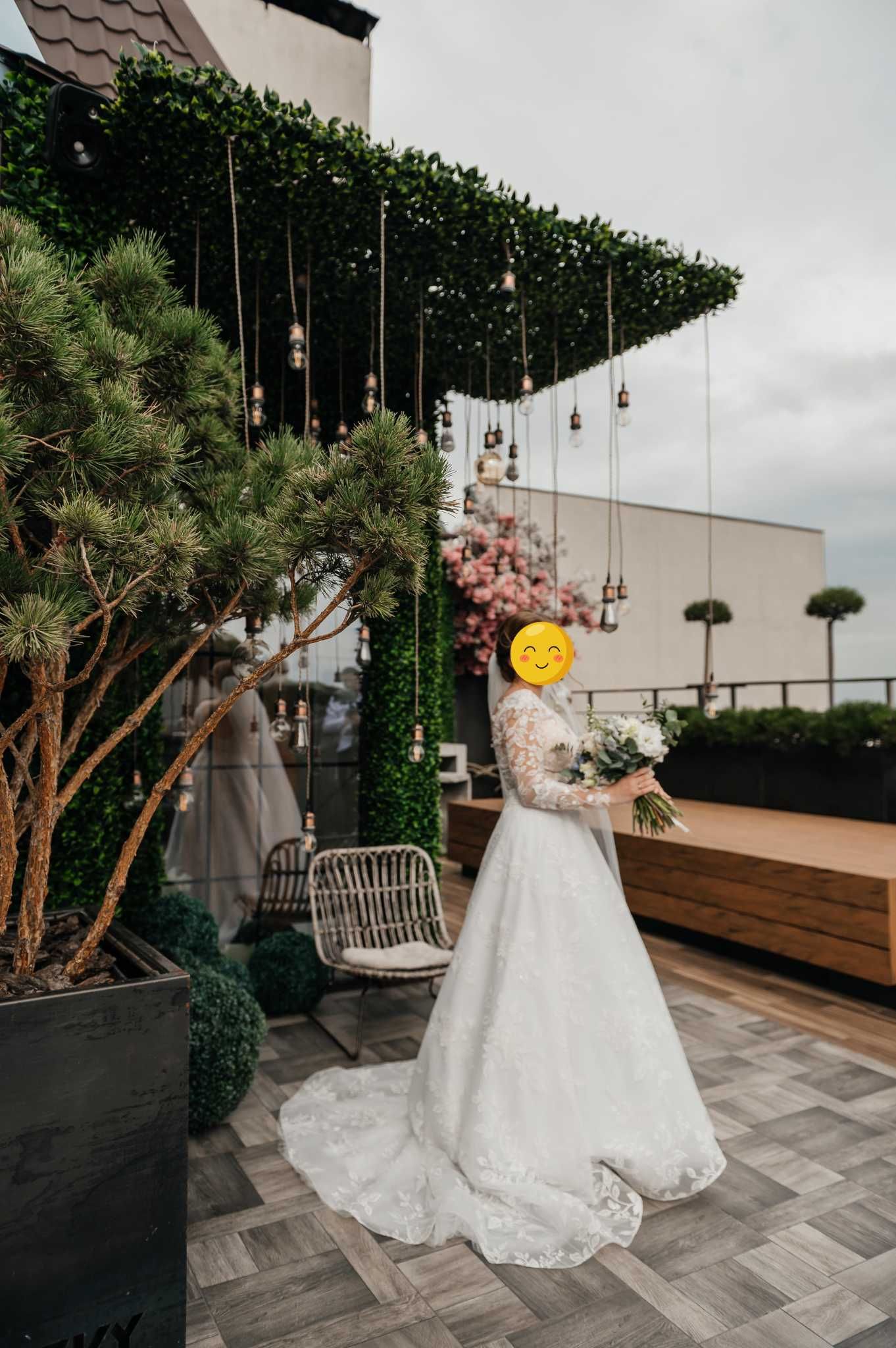Весільна сукня з салону Alissia Wedding