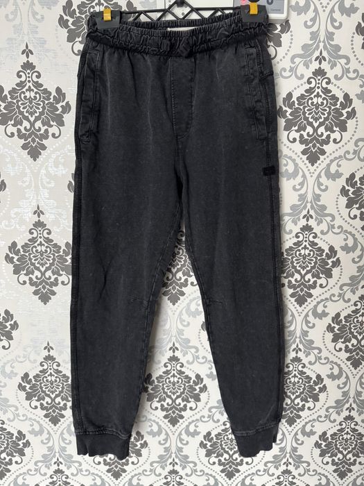 Spodnie dresowe Reserved r. 152
