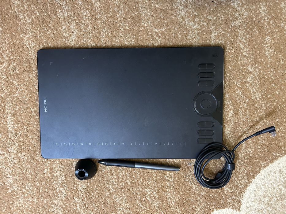 HUION HS610 використаний