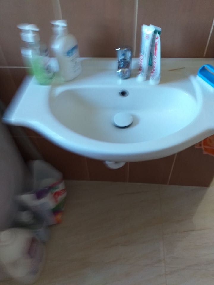 Szafka pod umywalkę