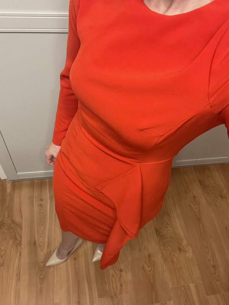 Czerwona dopasowana sukienka midi h&m rozkiar 38