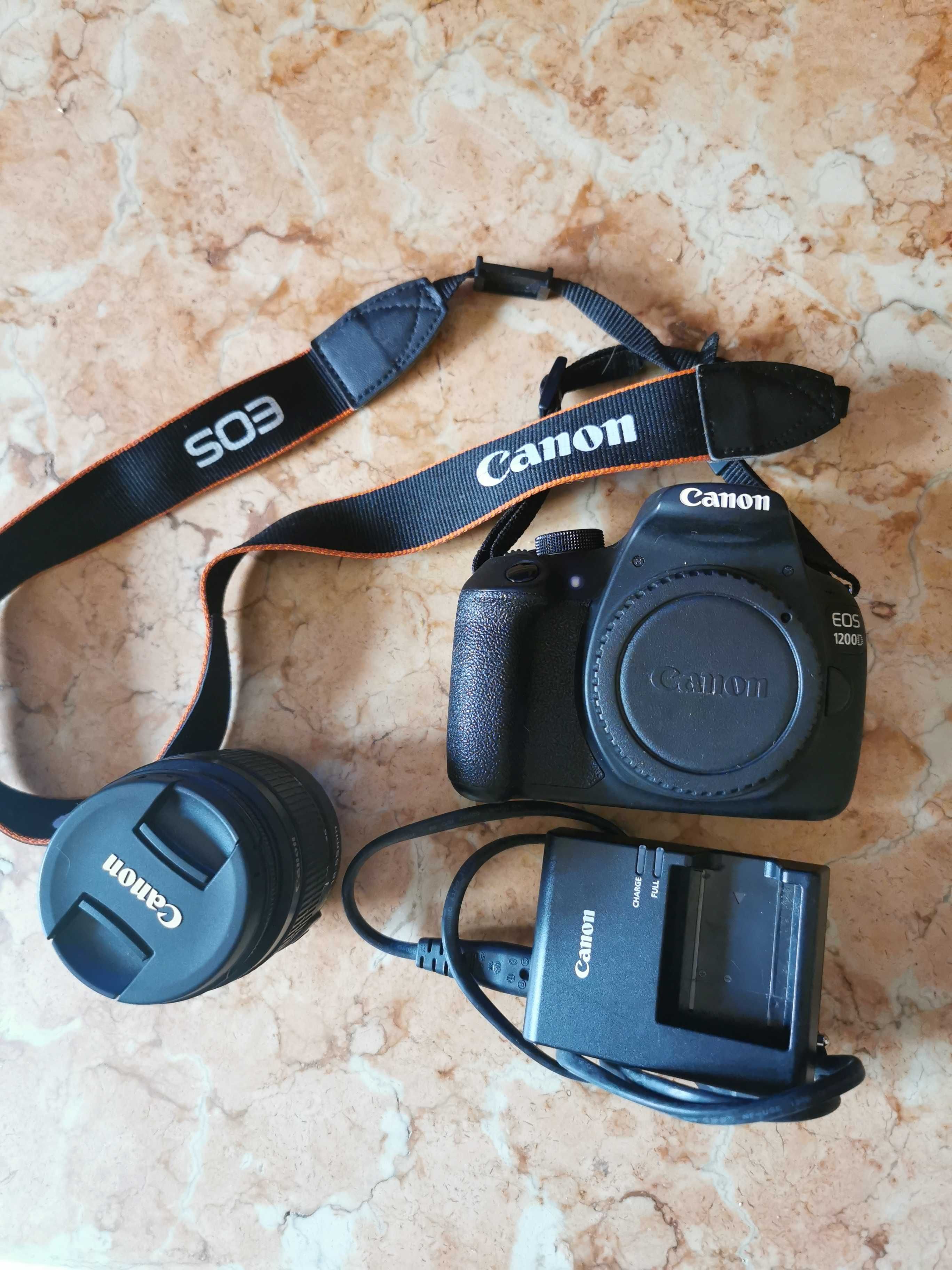 Máquina fotográfica cannon 1200 D