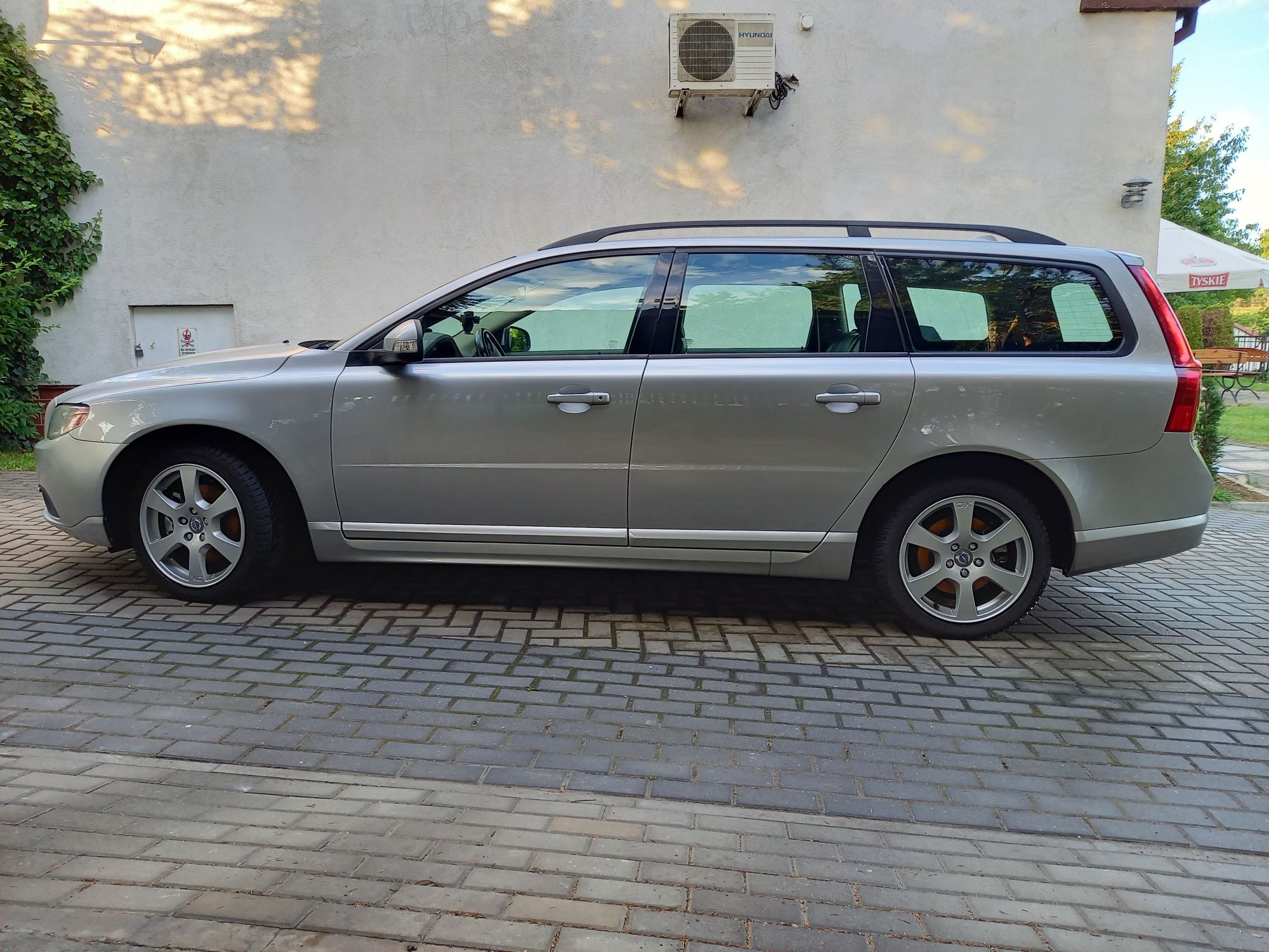 Volvo v 70 2.0 D bardzo zadbane