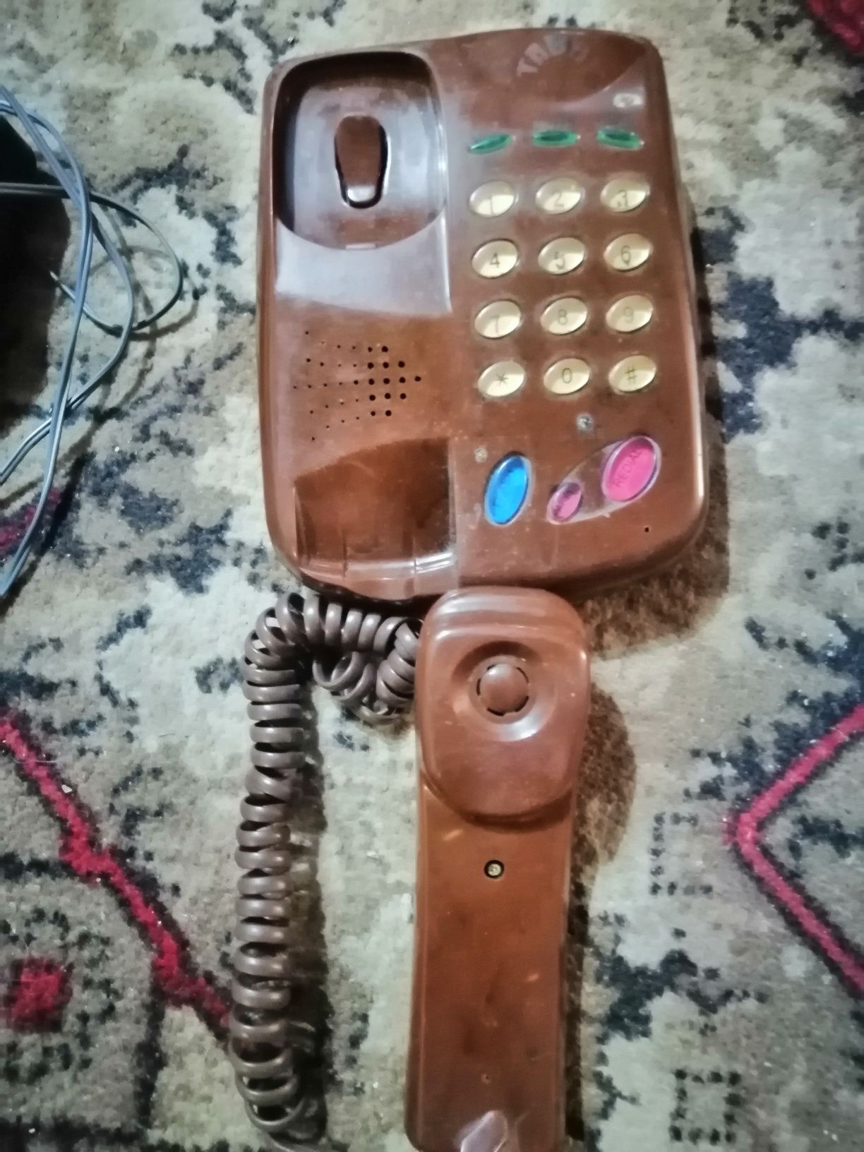Телефон стационарный
