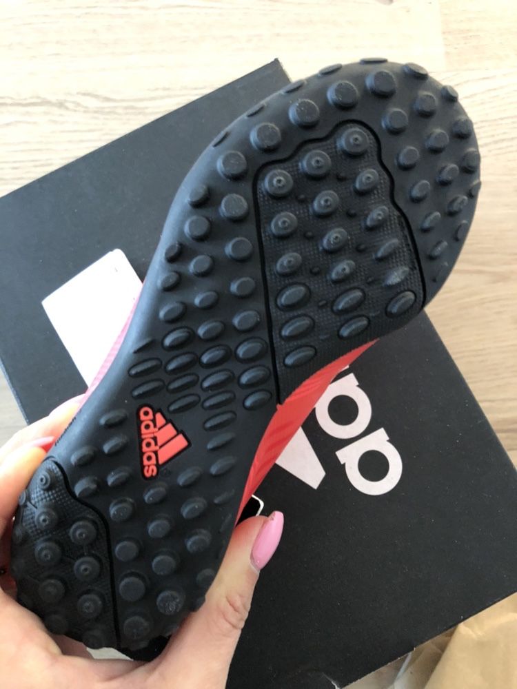 Nowe buty adidasy do piłki rozm. 28 chłopiec adidas korki czerwone