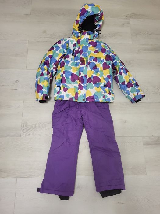 Зимний теплый костюм для девочки