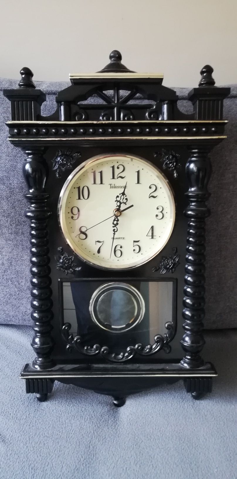Zegar ścienny na baterie - styl retro