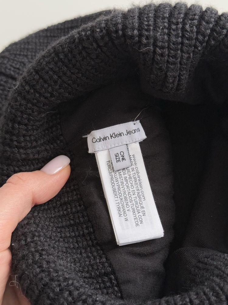 Шапка calvin klein кельвин кляйн