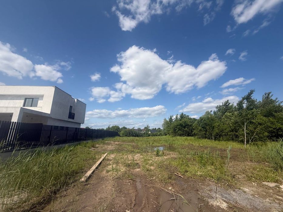 Продаж земельної ділянки  в Скнилеві