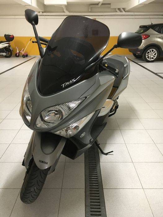 Yamaha TMAX 500 muitos extras.