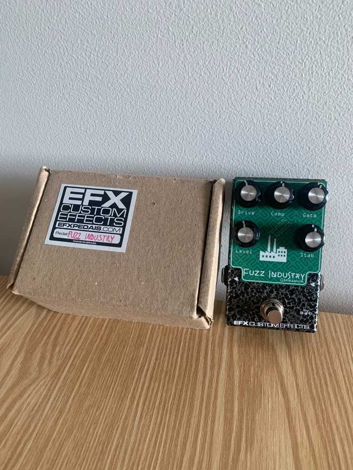EFX Custom Effects - Fuzz Industry