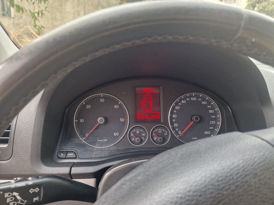 VW Golf 1.9 TDI 105cv