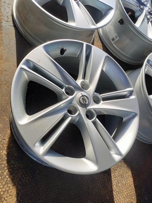 Alufelgi 17 cali opel Insignia b 5x115