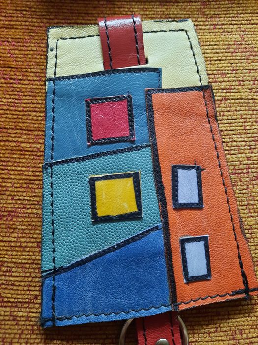 Sprzedam pokrowiec na klucze skórkowy