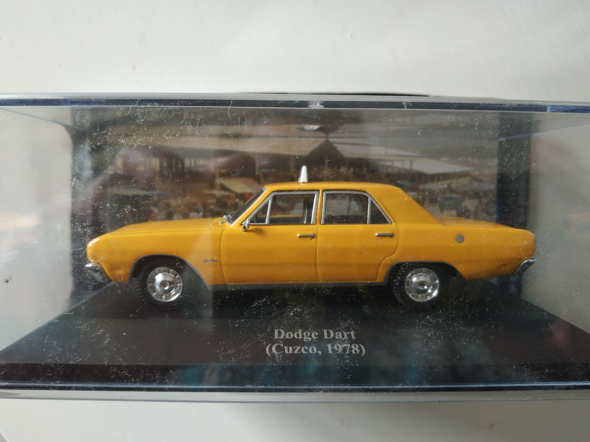 Miniatura 1/43 Dodge Dart