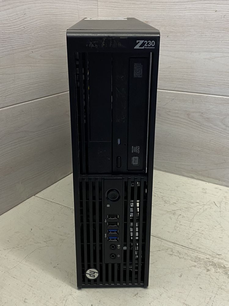 HP Z230 SFF Workstation Xeon E3-1245 v3/ C226/ 8GB/SSD 500GB