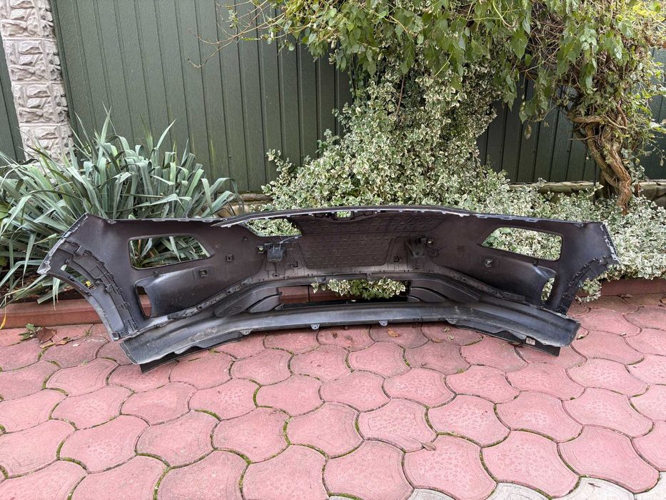 Hyundai Kona EV 2017 бампер передній в наявності