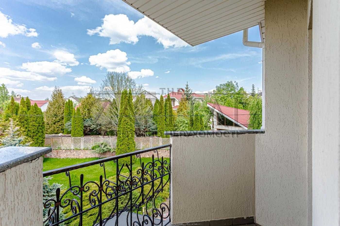 Продаж будинку 232м2, Білогородка, 15 соток