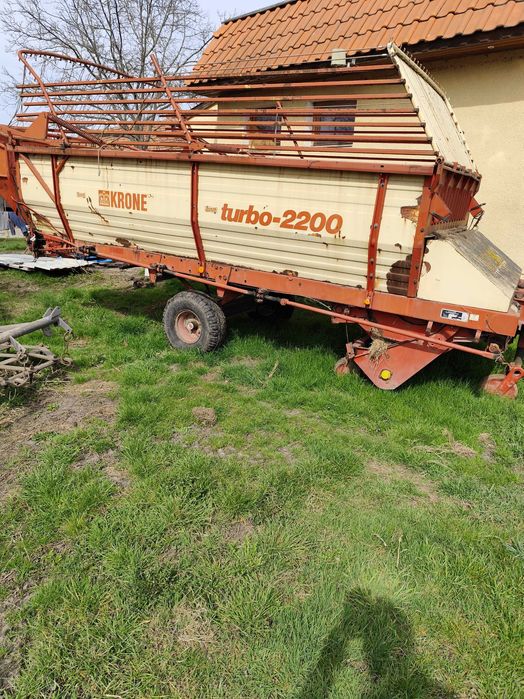 Przyczepka samozbierająca KRONE PILNIE SPRZEDAM