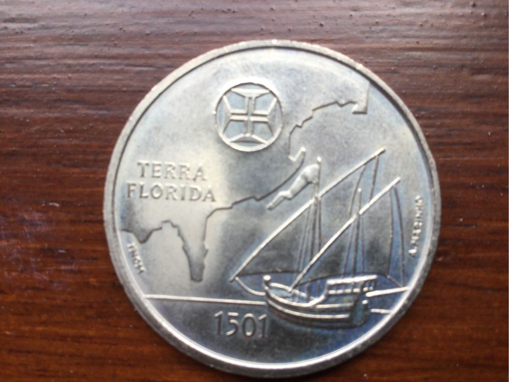 Moeda comemorativa 200 escudos