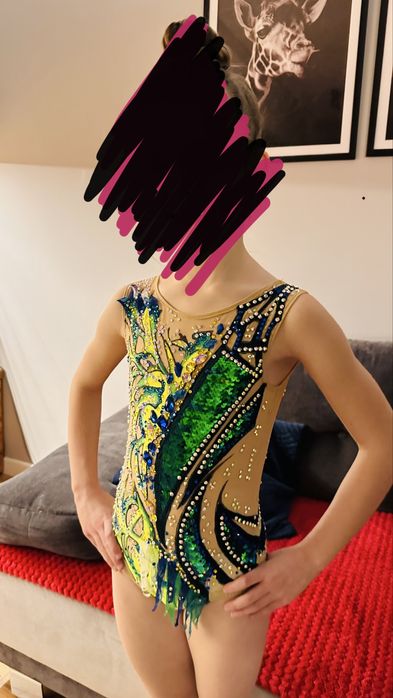 Strój startowy do gimnastyki artystycznej