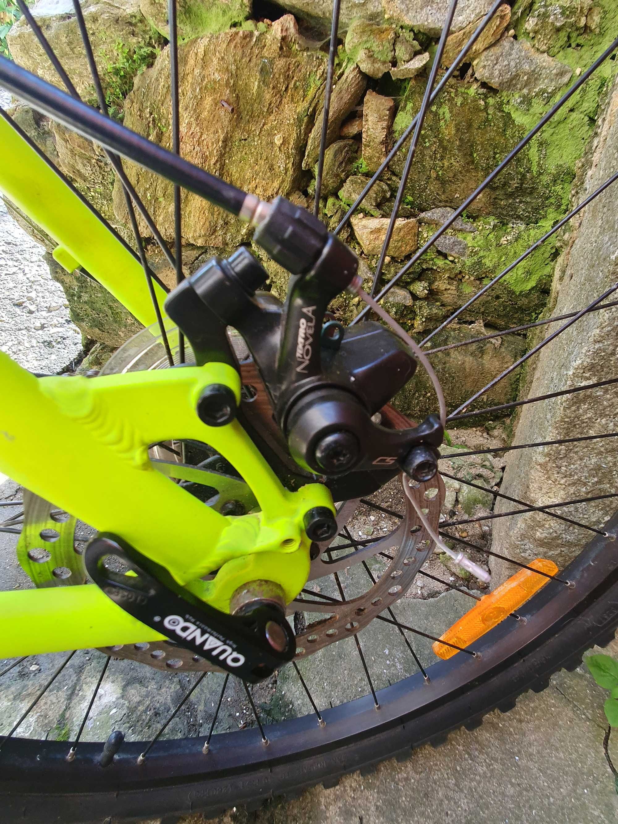 Bicicleta 26 M bem estimada