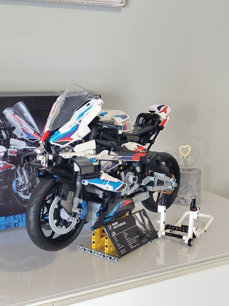 BMW m1000rr Lego technic 1:5 mota s 1000 rr