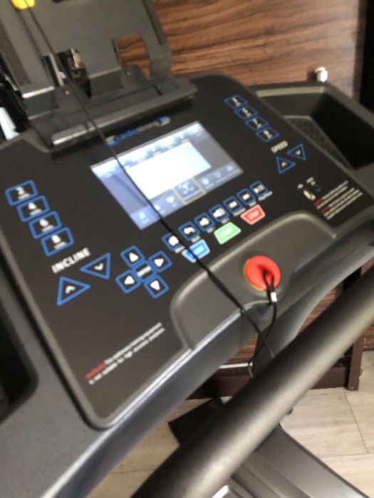 Potezna bieznia cardiostrong tx50