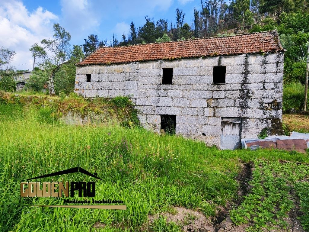 Casa para restauro em Amarante