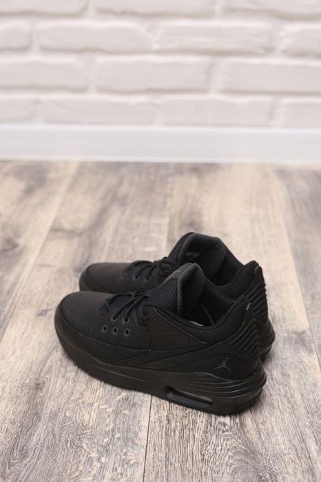 продам Jordan MaxAura 5