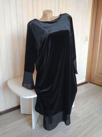 Жіноча сукня чорного кольору XL(заміри в описі)