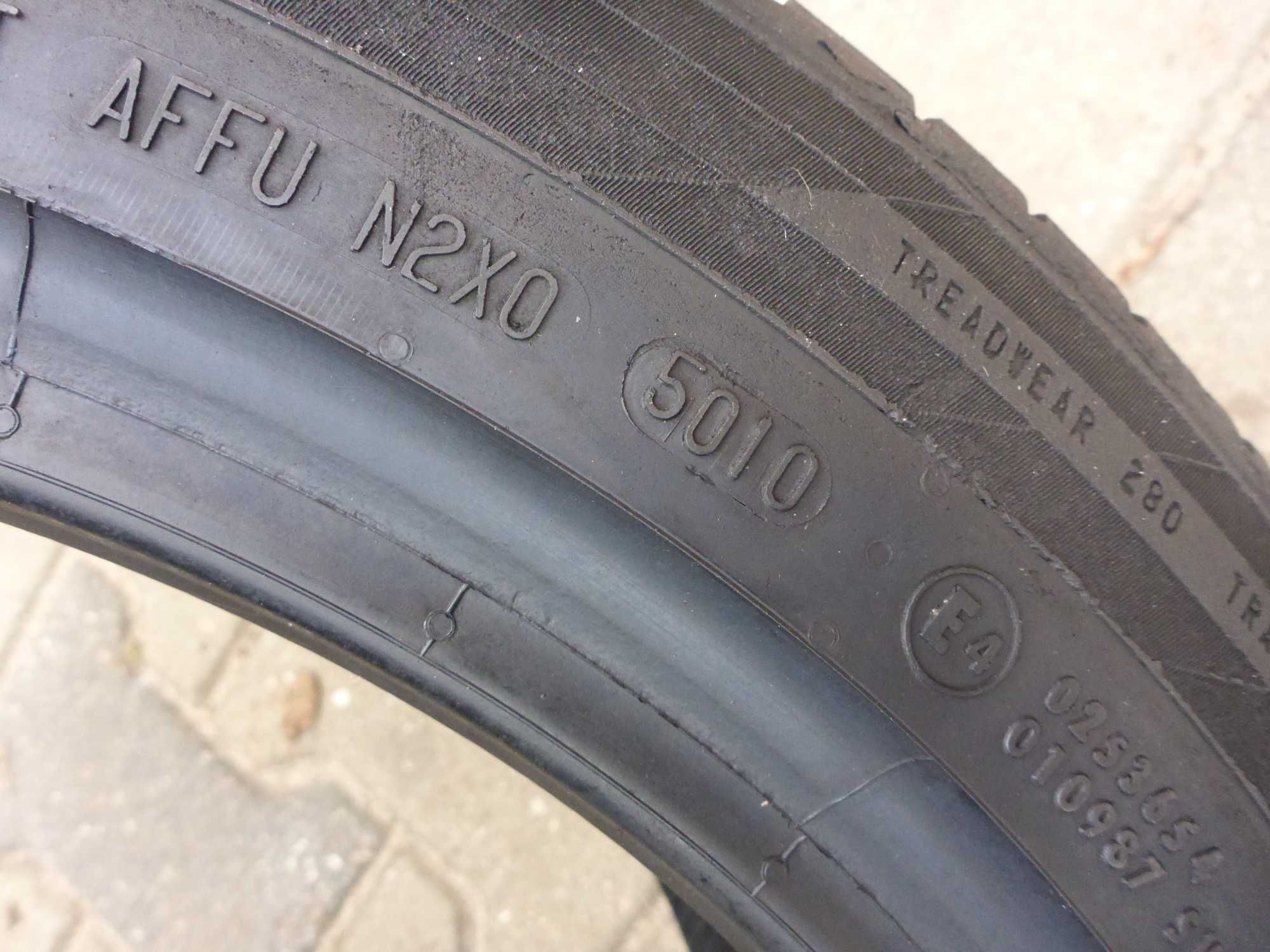 235/45R18 opony continental