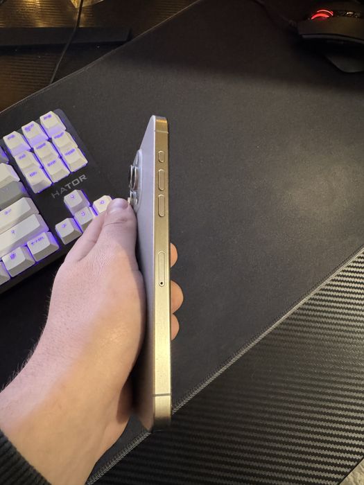 Продам айфон 15 про макс 256 гб