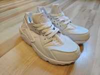 Buty Sneakersy NIKE AIR HUARACHE 37.5