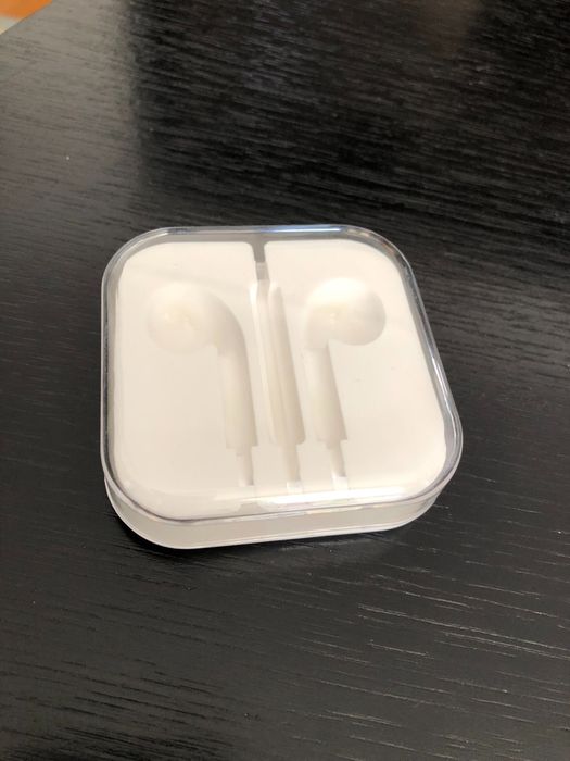 Pudełko etui na słuchawki Apple EarPods