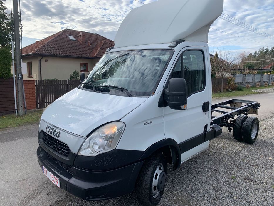 Iveco 40c15  Iveco40c15 3,0 150 koni rama kiper klima