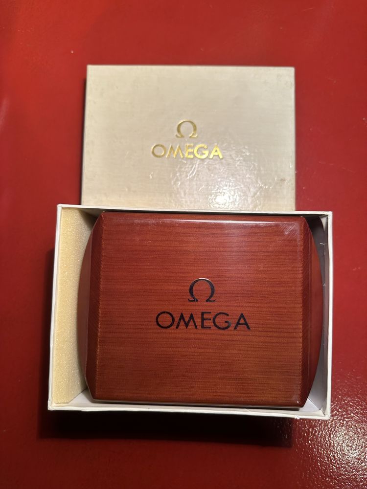 Часы OMEGA De Ville