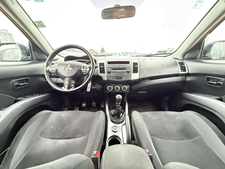 Na Sprzedaż Mitsubishi Outlander 2.0D/4x4/hak/bez rdzy/nowe koła/zamia