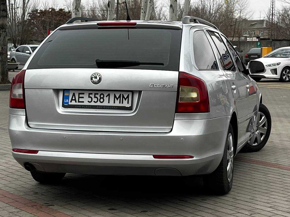 Шкода Октавия A5 FL 1,6 Універсал 2009 Рестайлинг 2 поколение
