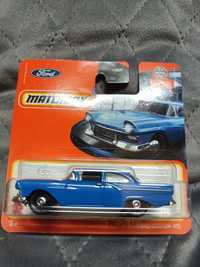 Ford Custom 300 Matchbox nowosc