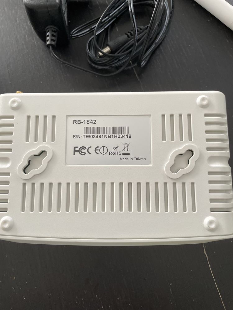Router Sapido RB-1842