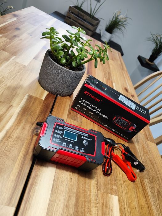 Carregador de bateria carro e mota novo ler anúncio