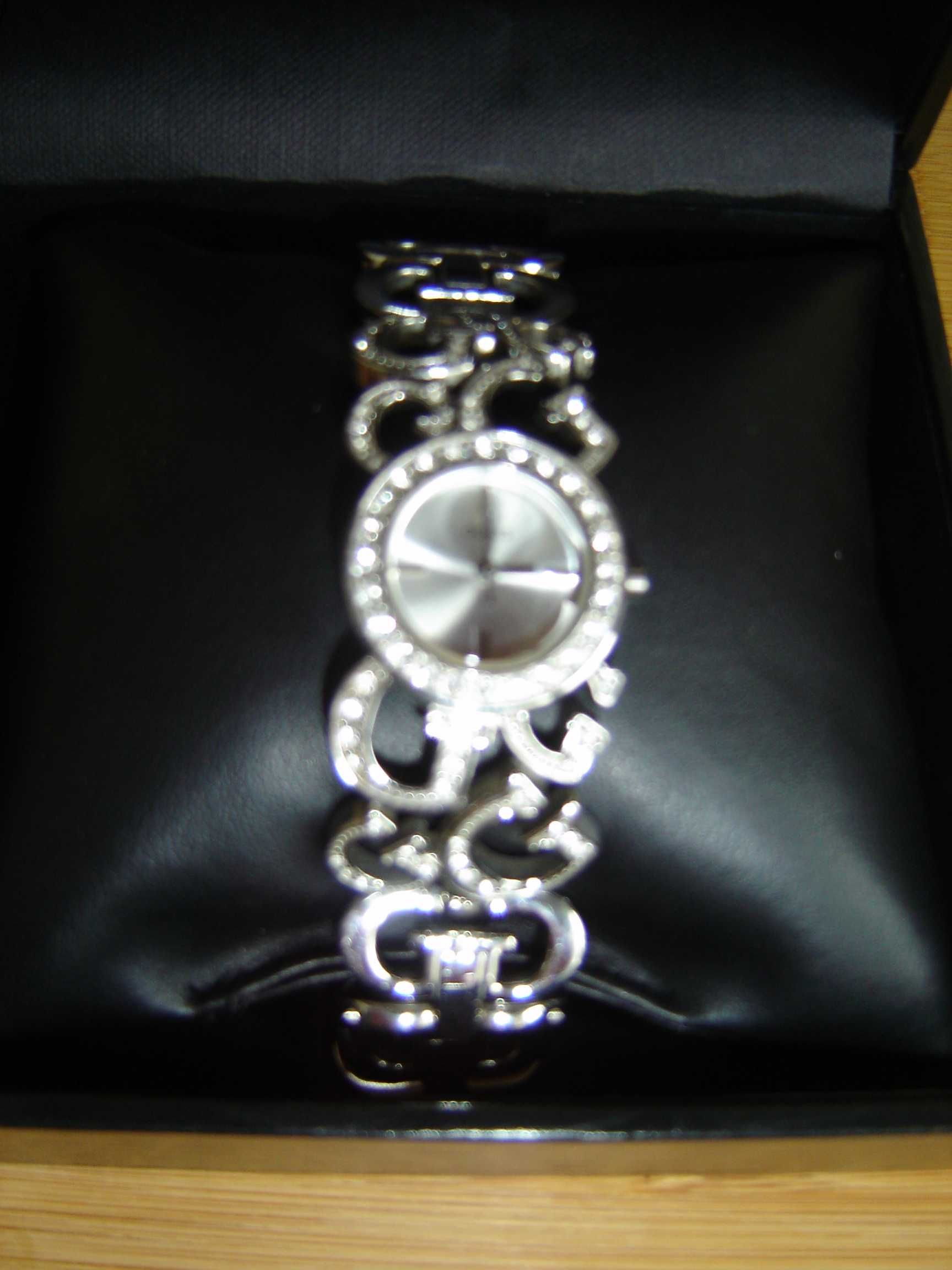 Zegarek damski Guess