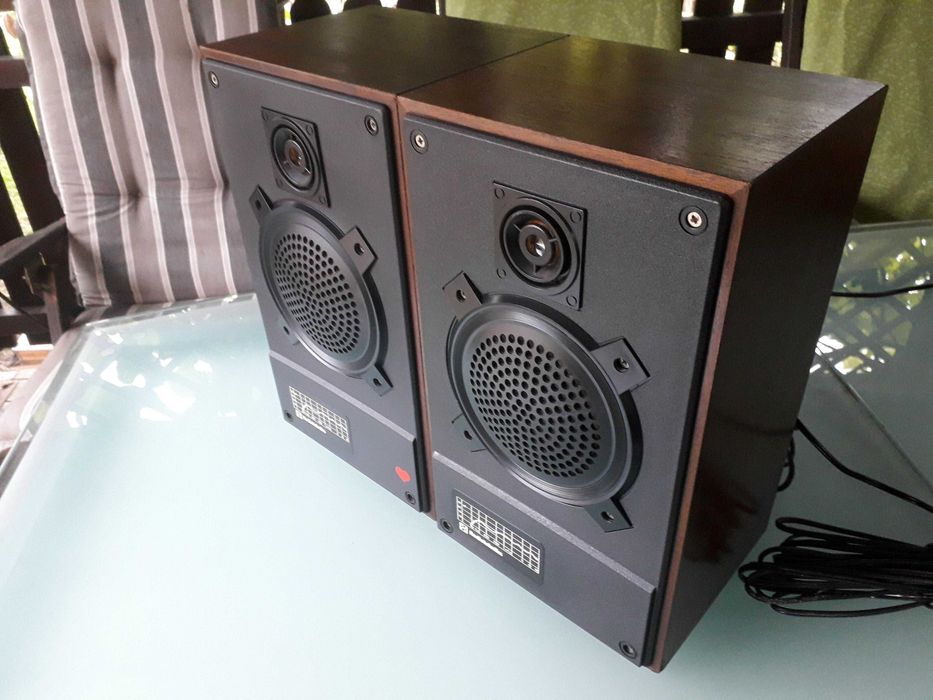 Stare głośniki kolumny marki RRR Radiotechnika model S-30A - 2 sztuki