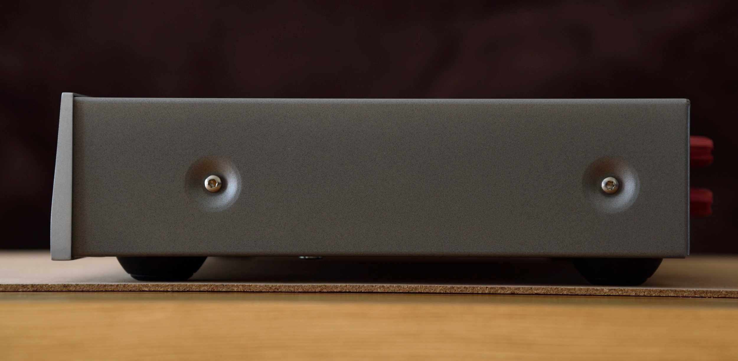 Arcam FMJ A28 - wersja z PRE Phono