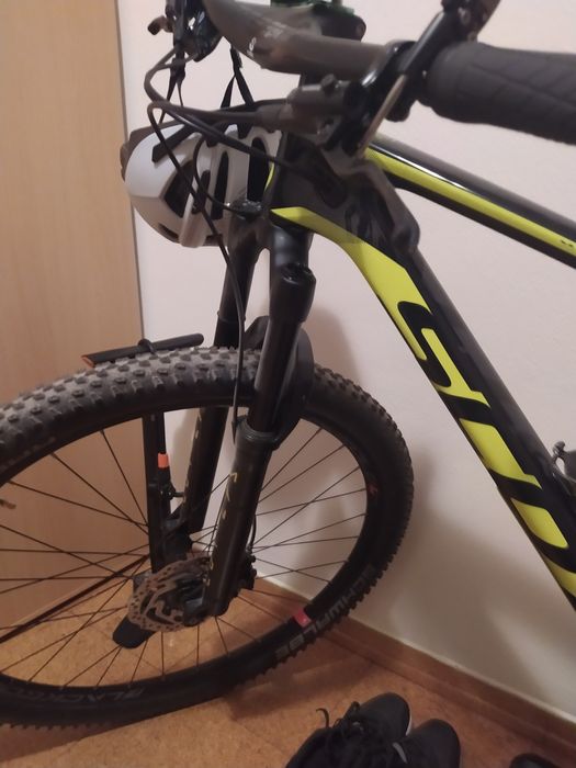 Bike Scott carbono roda29,tubless, relação shimanoDeore 5100 de 12 V,s
