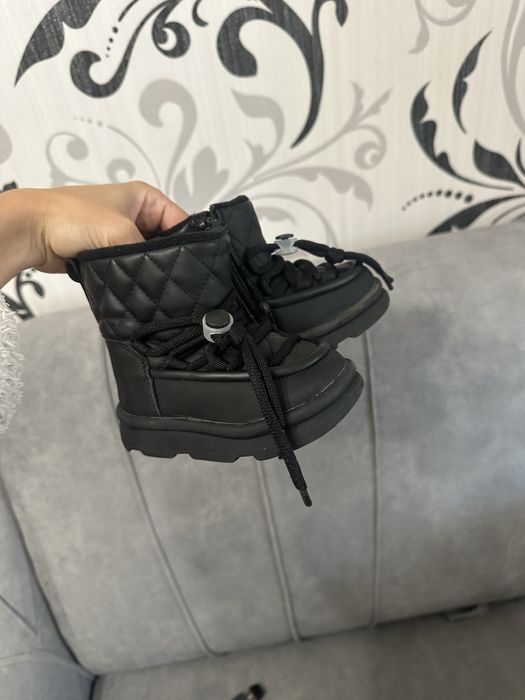 Зимове взуття дитяче 23 розмір